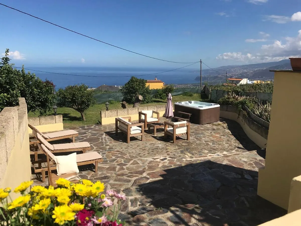 Casitas Las Uvas Y Las Vinas Los Realejos